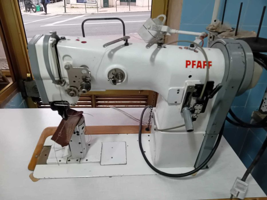 Máquina para coser sapatos