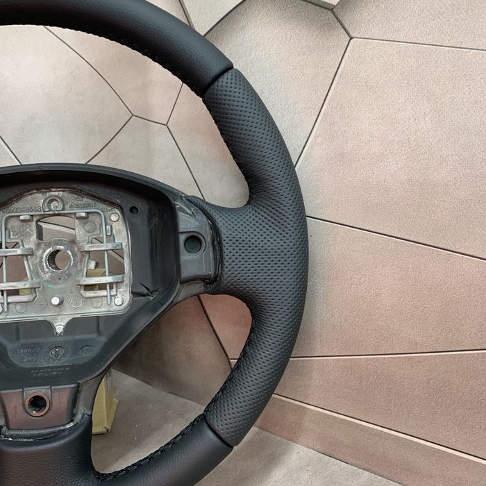 Перешитий руль на обмін Пежо 308 3008 і 5008 Peugeot