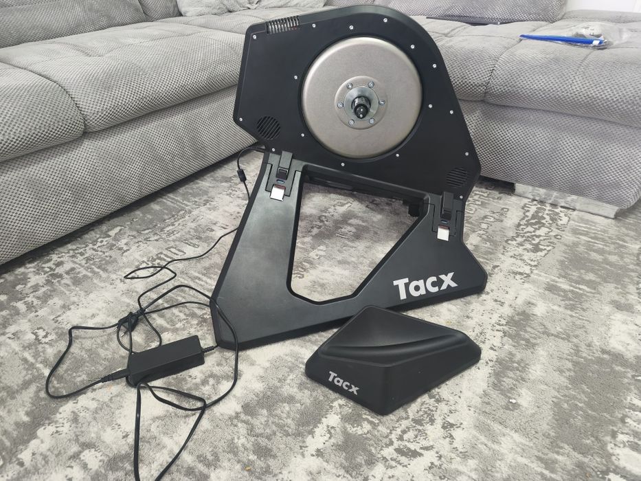 Wahoo kickr, kickr v5, tacx neo2t