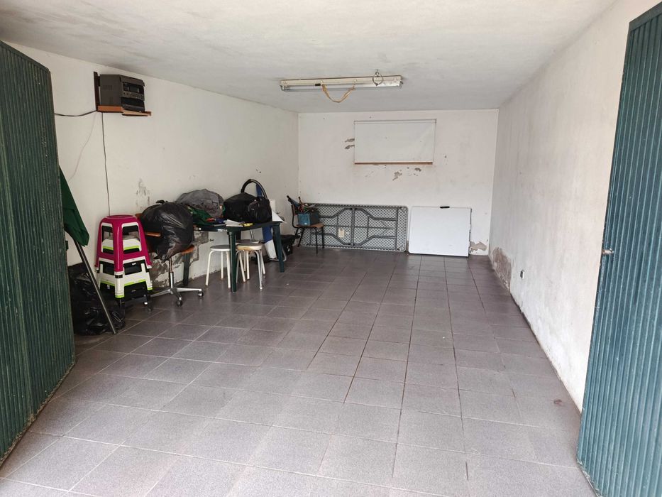 Moradia T3 com Jardim, Garagem e Excelentes Áreas | Gemunde, Maia