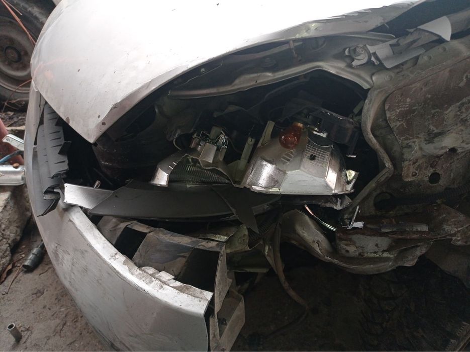 Reno clio седан