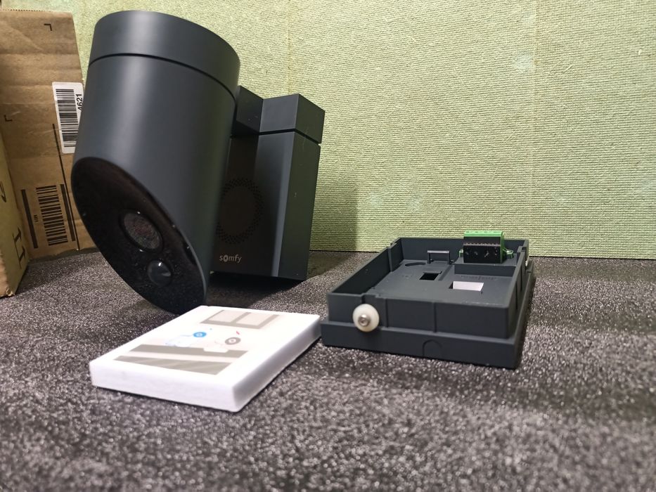 Somfy kamera zewnętrzna wi-fi alarm klinkiet