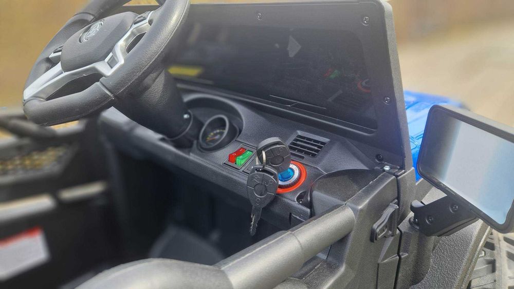 Wielkie autko na akumulator JEEP MASTER 4x4 12V + PILOT ŚWIATŁA