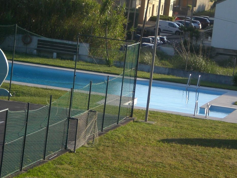 Bela câmara digital - Casio Exilim EX-Z75