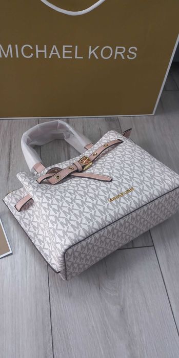 Жіноча сумка Michael Kors emilia