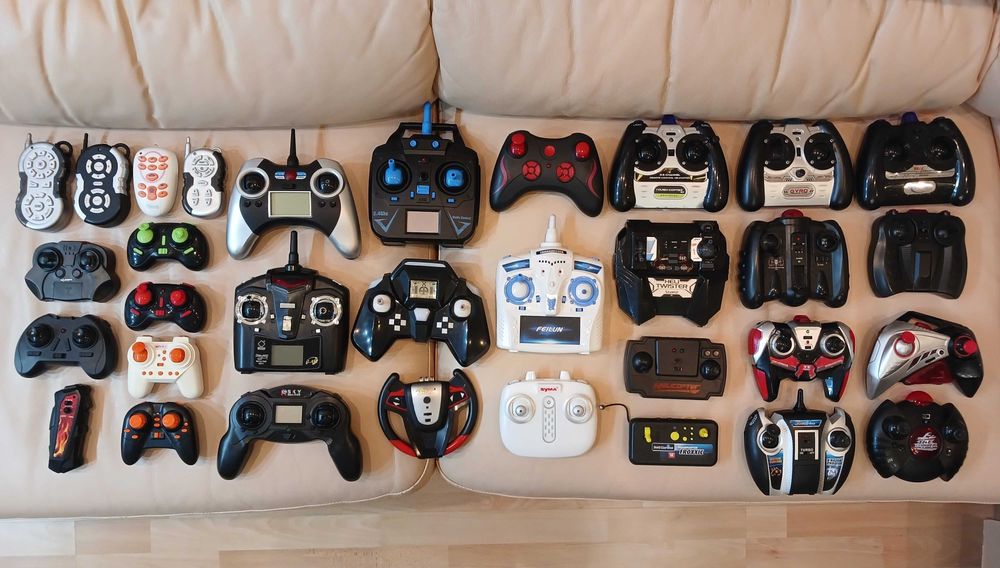 RC пульт радіокерування для машинки іграшки 27, 40, 49MHz, 2.4GHz