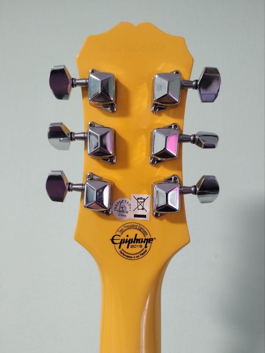 Электрогитара Epiphone Les Paul