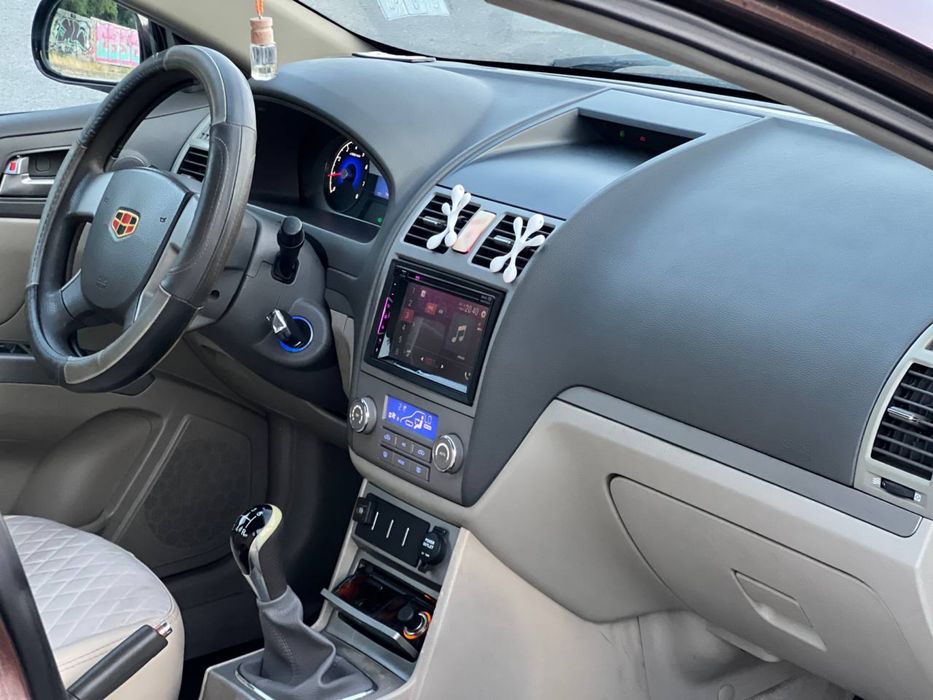 Geely Emgrand EC 7