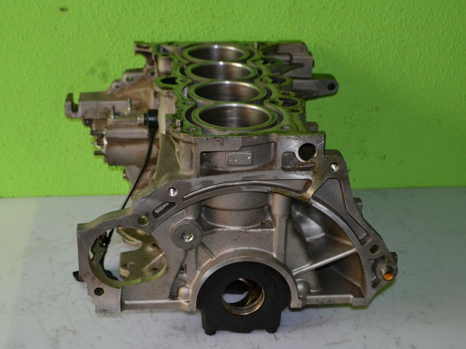 Blok silnika tłoki korowody HYUNDAI KIA 1.6 16V  G4FC