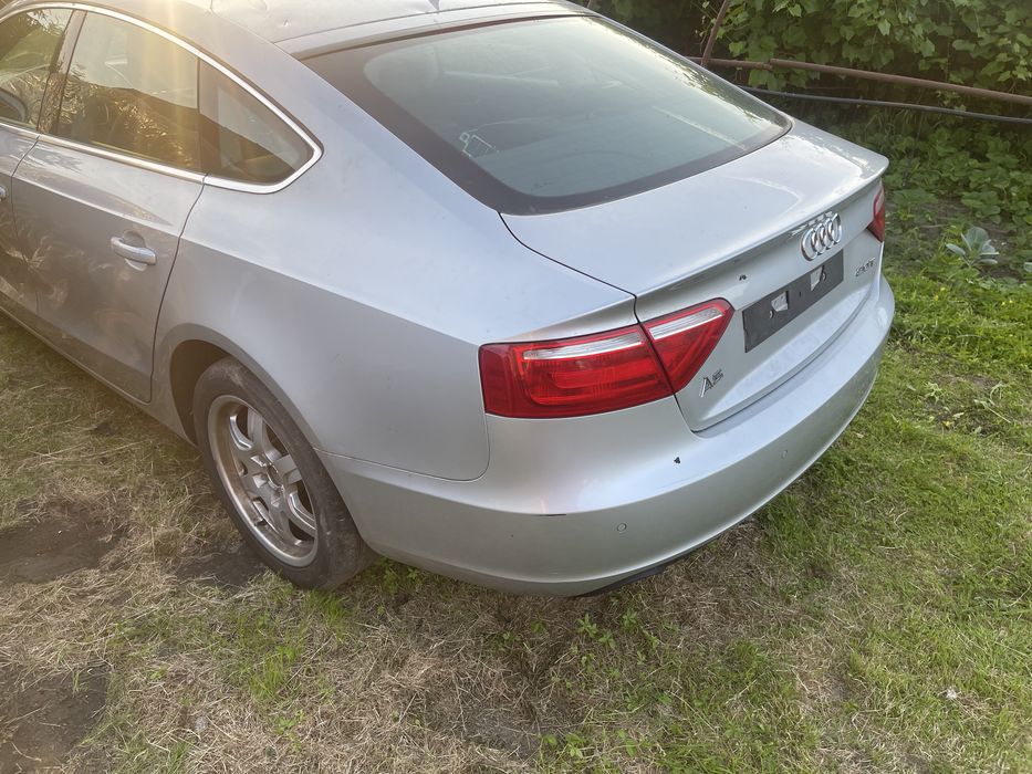 Audi A5 klapa zderzak lampy tył tylna