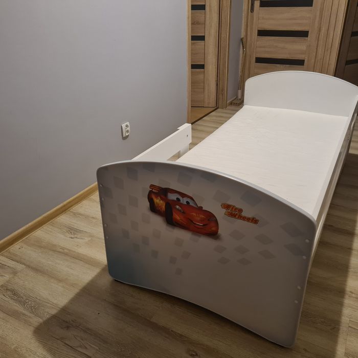 Łóżko dziecięce z materacem 180x80