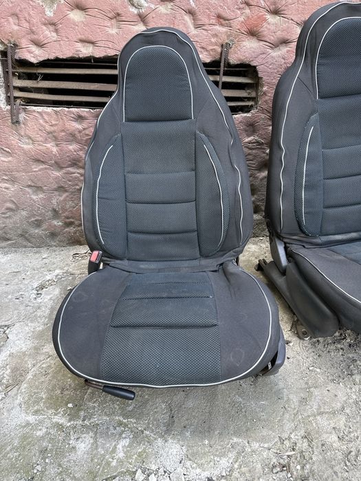 Продам сидіння автомобільні
