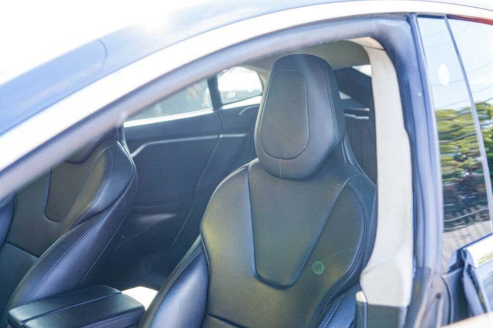 Tesla Model S 75      2017