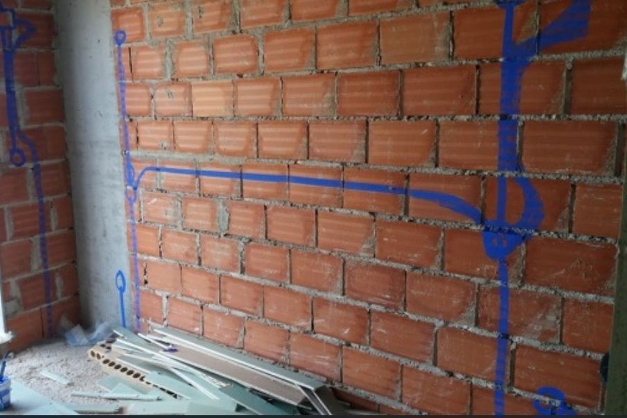 Faço todo o tipo de trabalho em construção civil