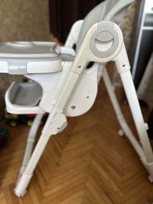 Крісло для годування Carrello select