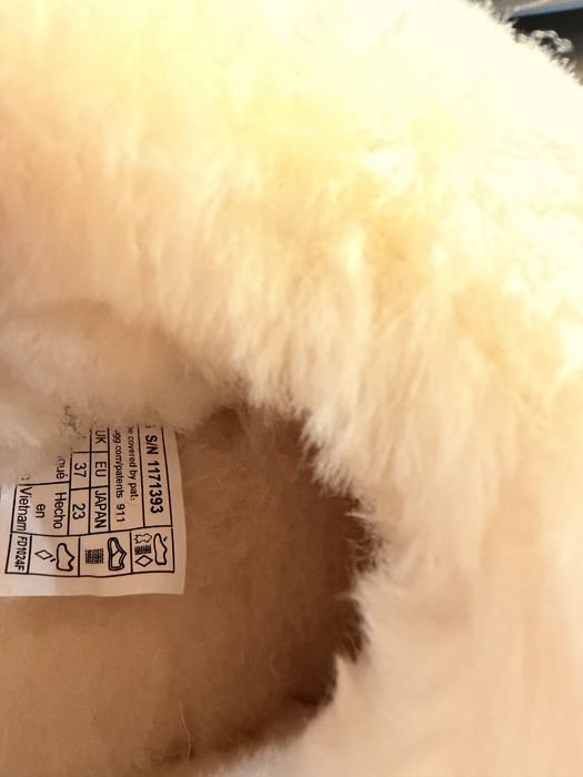 Pantufas Ugg bege
