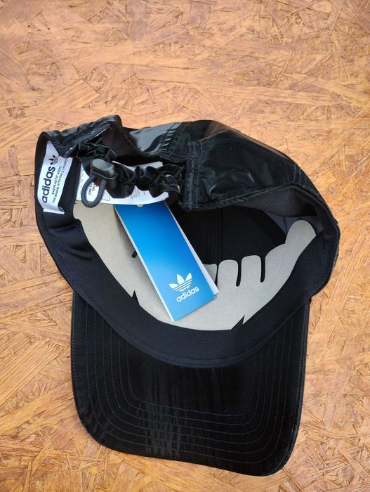 Czapka z daszkiem Aadidas Originals czarna rozmiar M/L