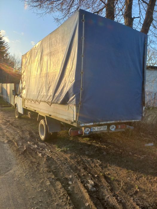 Продам бус потребує зварки