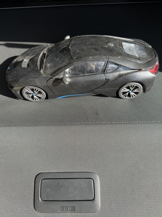 BMW  i8 Replica