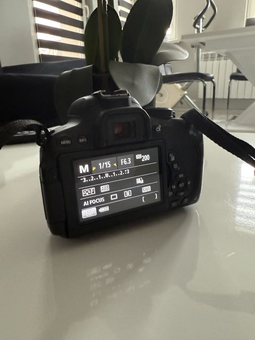 Aparat Canon Eos 700D