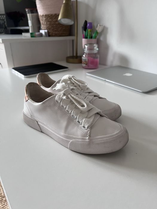 Bershka sneakersy 36