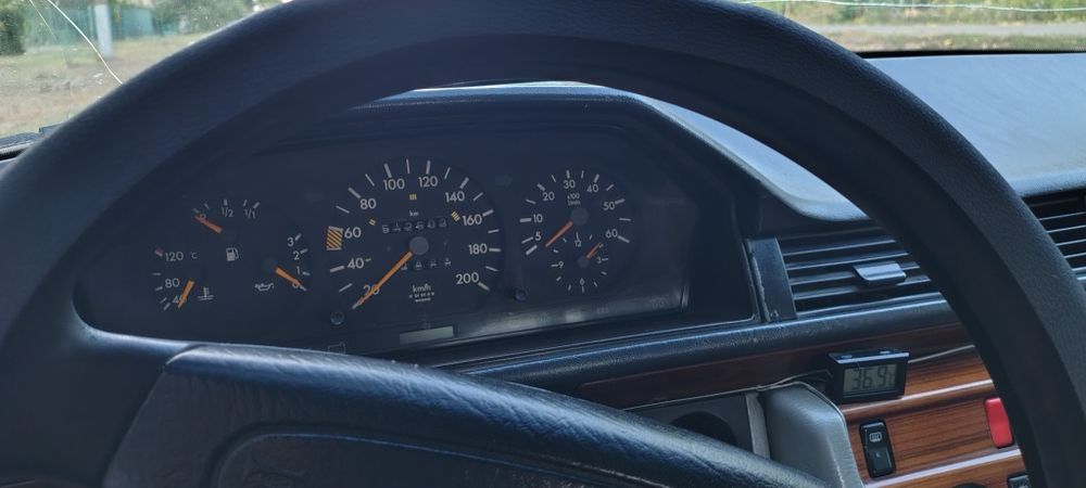 Mercedes-benz 250d 2.5 дизель атмосферний