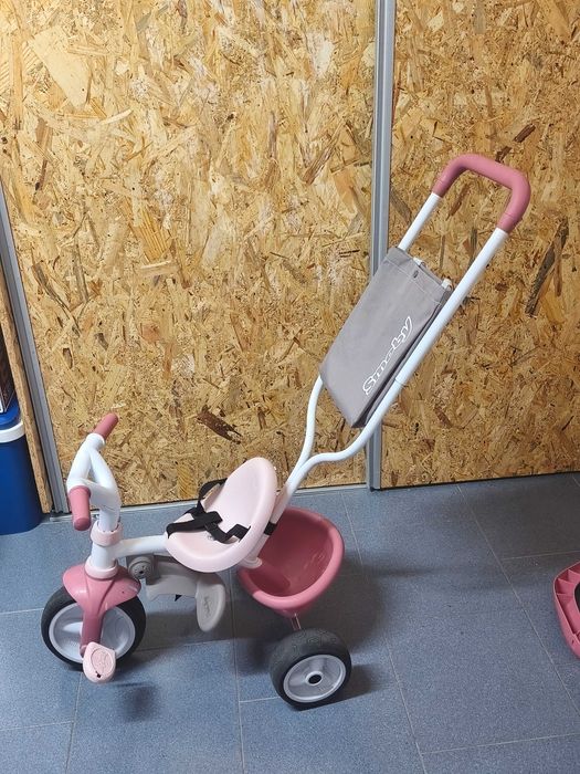 Triciclo cor de rosa