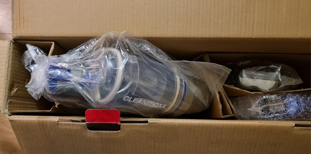 Odkurzacz cyklonowy bezprzewodowy akumulatorowy.