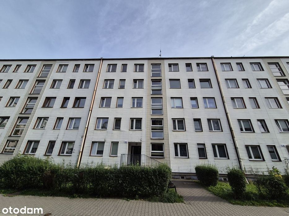 Przestronne 3-pokojowe mieszkanie z balkonem w świetnej lokalizacji