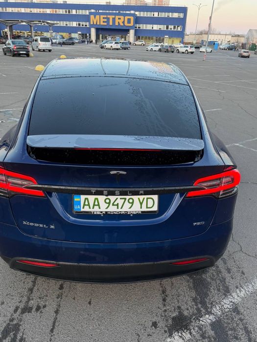 Tesla Model X 2016