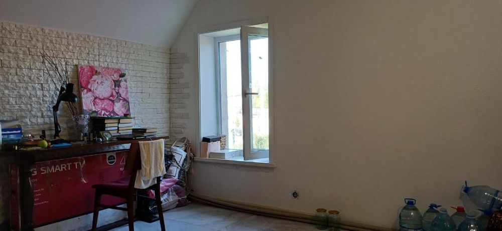 Продам дом 285 м² Левобережный уч 10 соток Район ТРЦ «Караван»