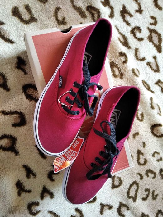 Кеди Vans для спорту та відпочинку, нові, розмір 38.