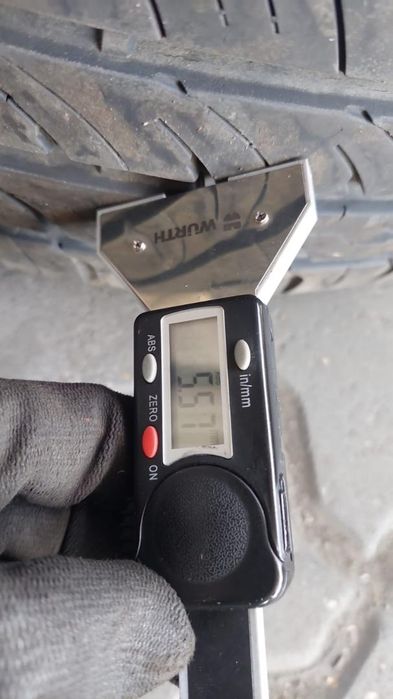 Jantes Volvo R17 Com Pneus 205/50 Furação 5X108