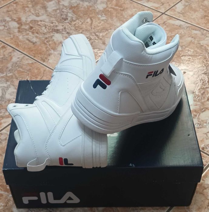 Sapatilhas Brancas Cano Médio FILA (NOVAS)