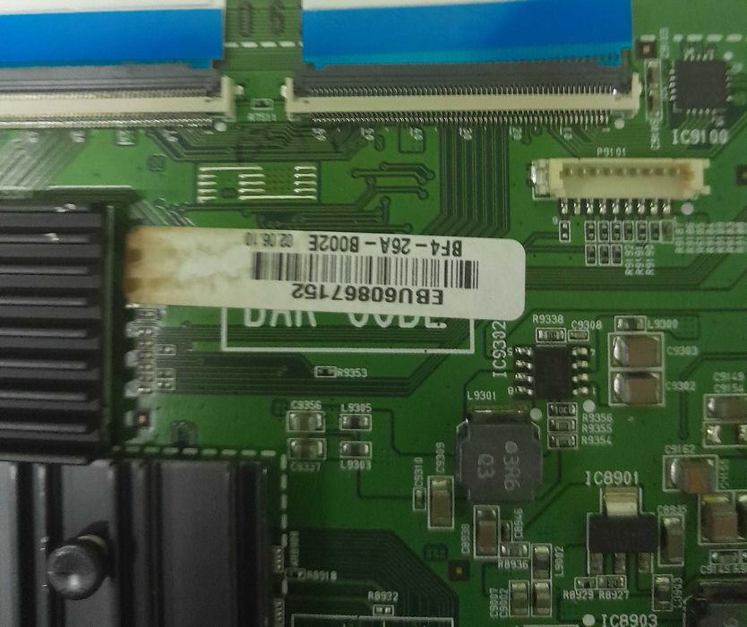 Televisão LG_47E8500 vendo as peças