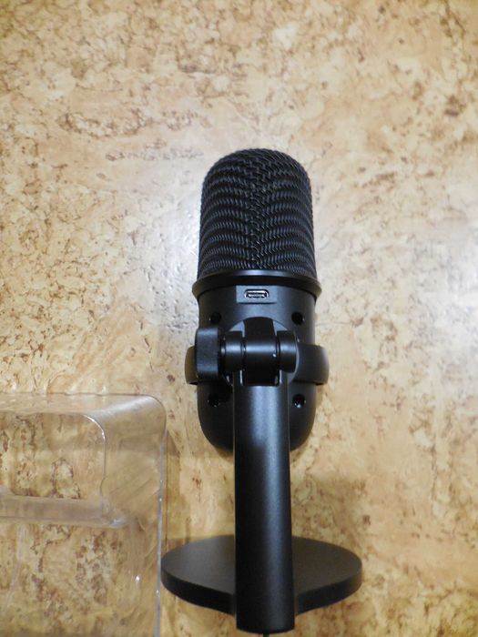 Новий USB-мікрофон HyperX SoloCast Black