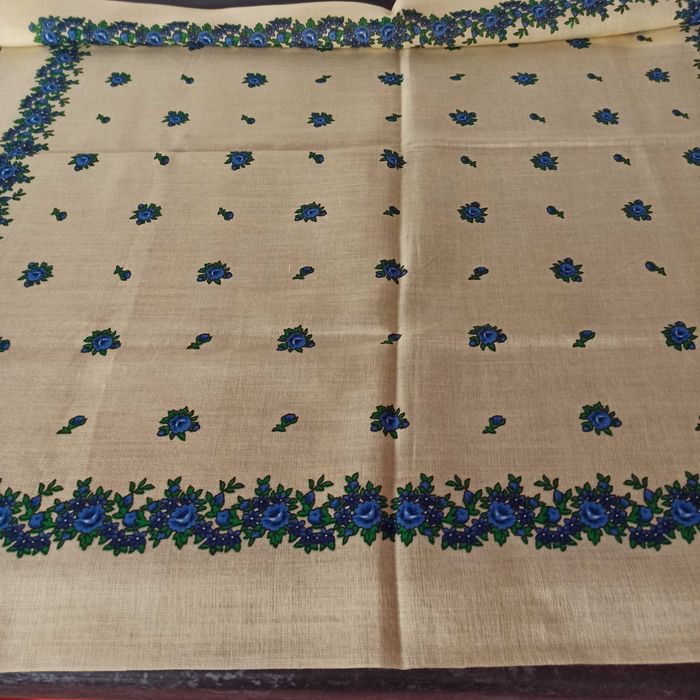 Хустки шерстяні , напівшерстяні нові