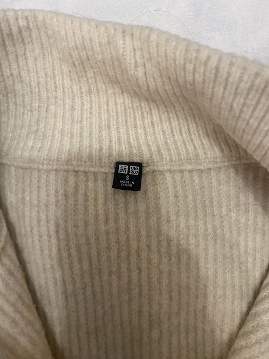 Светр Uniqlo кофта