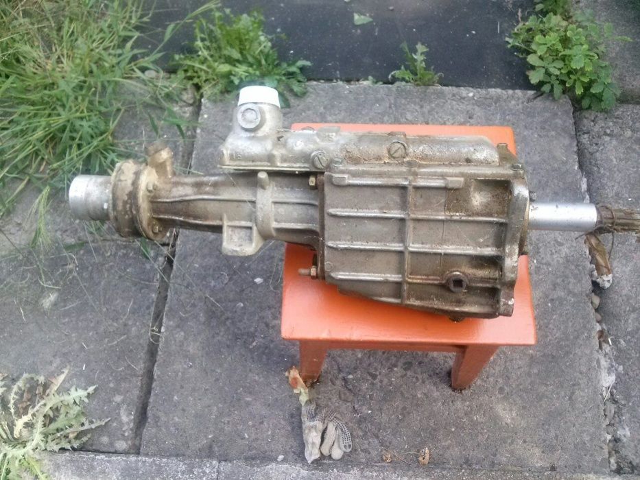 Коробка передач ГАЗ 2410 Нова.