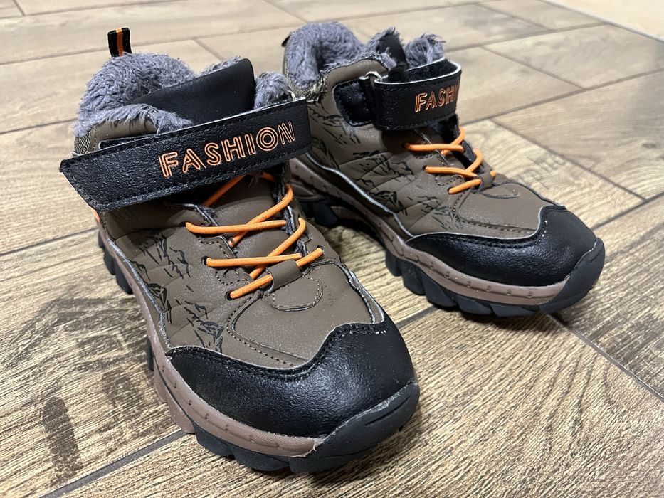 Кросівки зимові для хлопчика на флісі