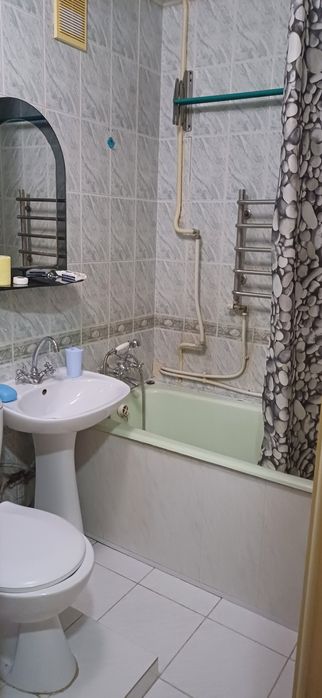 Оренда 2к квартири на Пирогова 77 за 12000грн