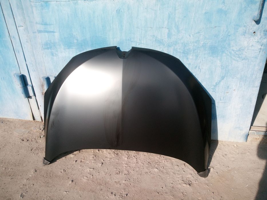 Капот Renault Megane 09-14