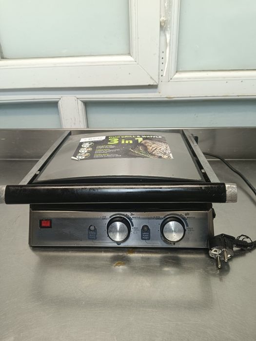 Гриль ECG KG 2033 Duo Grill & Waffle