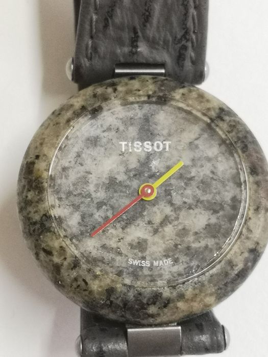 Relógio Tissot em mármore