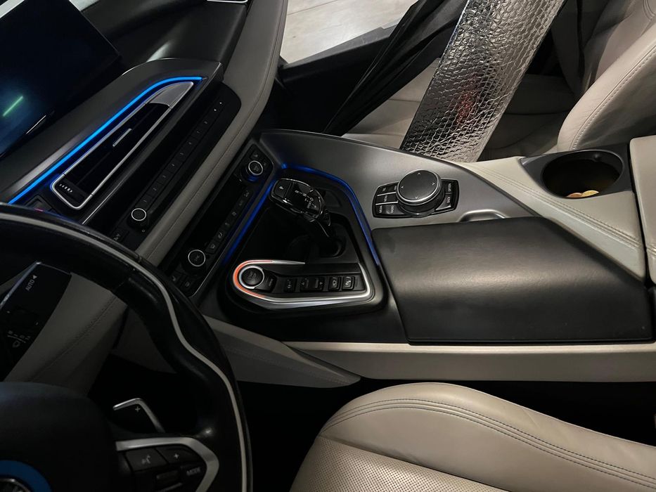 BMW I8 como novo Full Extras