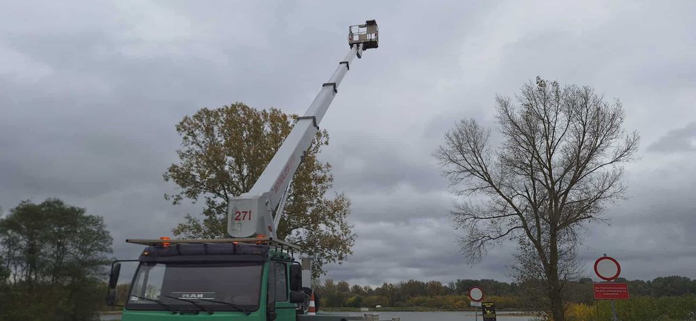 Wynajem zwyżki podnośnika koszowego 24h/7 Sochaczew Wyszogród Błonie