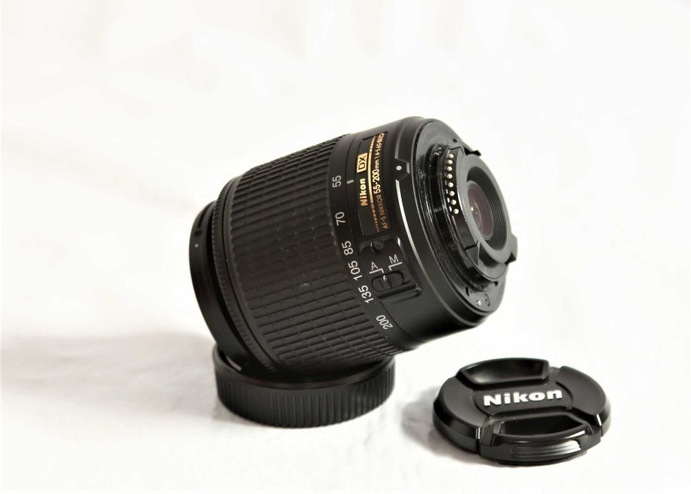 Lente Nikon AF-S 55-200mm objetiva em boas condições