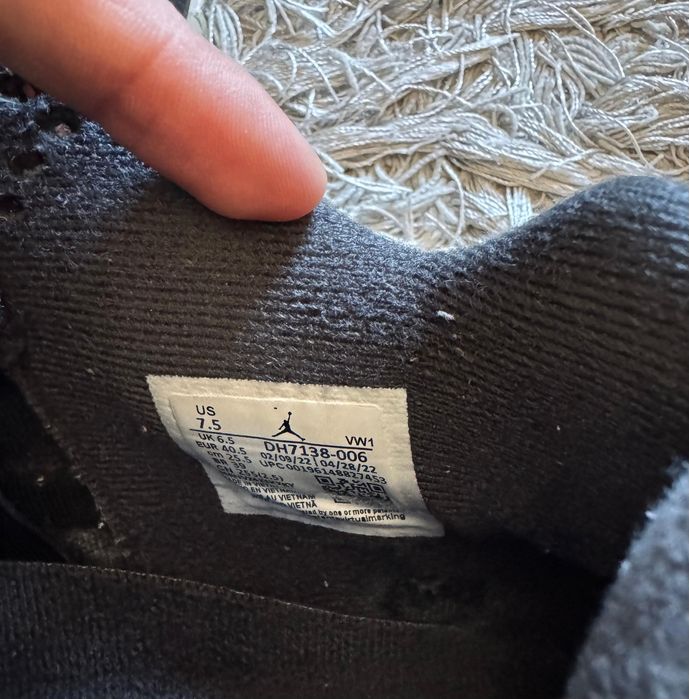 Air jordan 4 em ótimo estado.