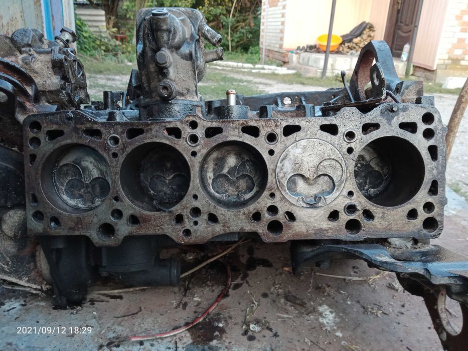 Блок вал поршни vw transporter t4 2.4