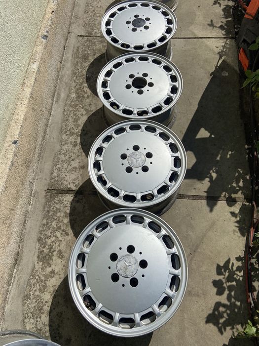 Титани легкосплавні R16 на мерседес 5*112